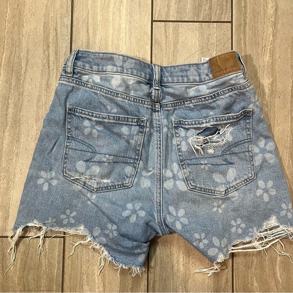 AE American Eagle Daisy Denim Highest Waist Baggy Short Size 4 - Picture 10 of 10